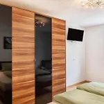 Daire Haus Florian Ski-in And Ski-out See